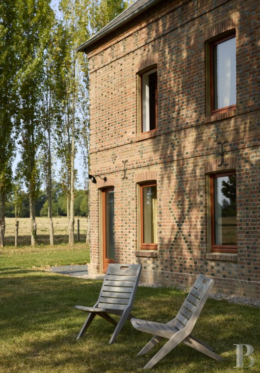 En Pays d’Auge, non loin de Lisieux, une ancienne ferme du 19e siècle transformée en paradis équestre - photo  n°2